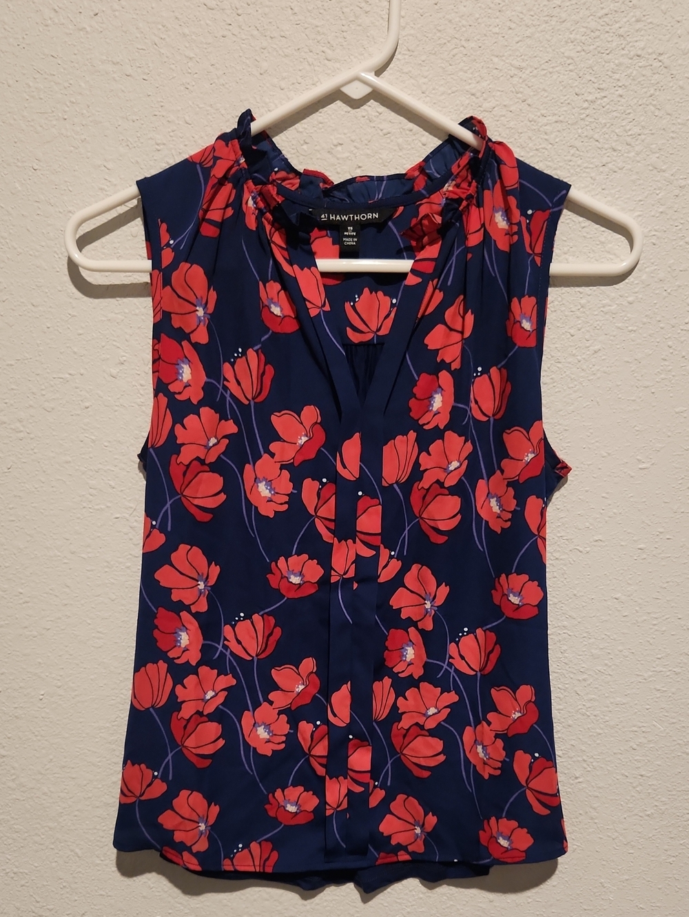 41 Hawthorn Stitch Fix Navy Poppy Floral Sleeveless Blouse | Size XS